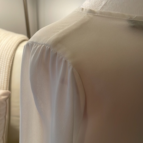 Elodie Women’s Cream Long Sleeve Sheer Top - size Large - Picture 5 of 9